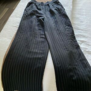 H&M Wide Legged Pant - Size 2